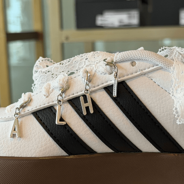 Gifting experience shoe charm bar